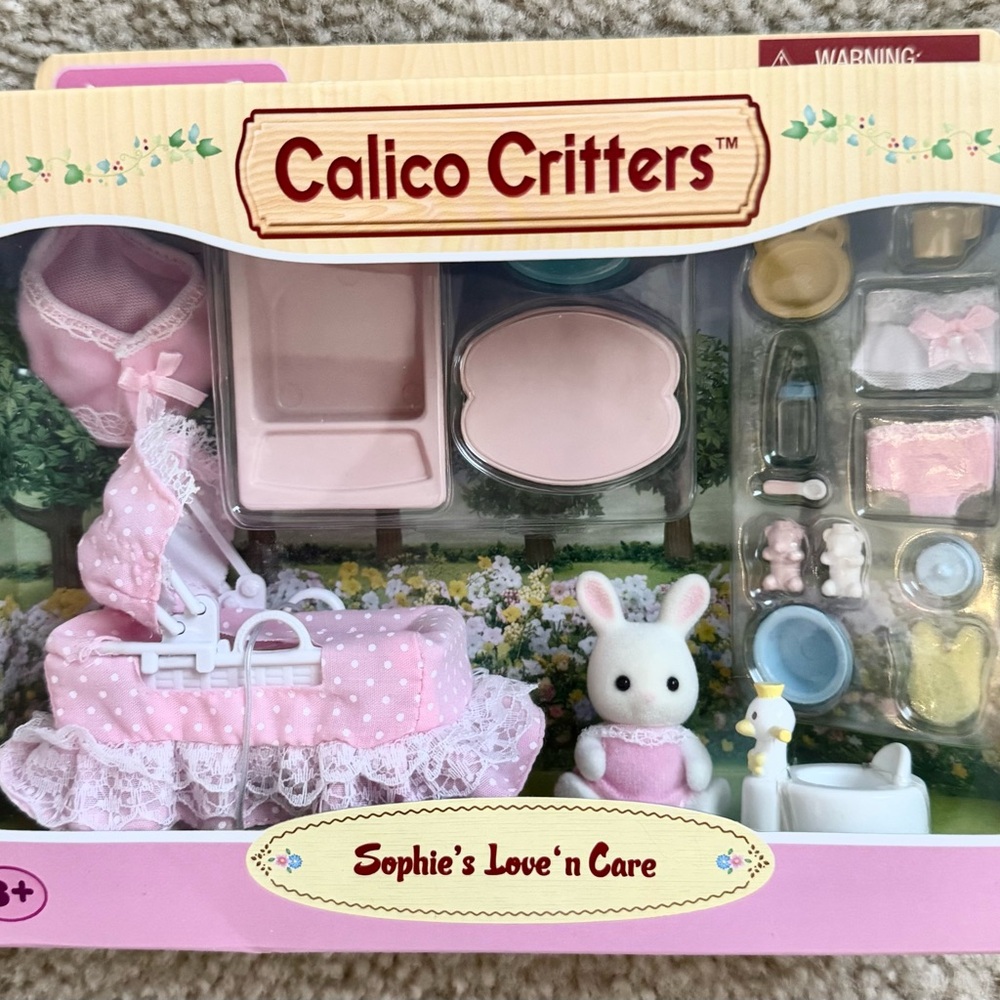 Calico Critters Sophie's Love 'n Care Set NIB